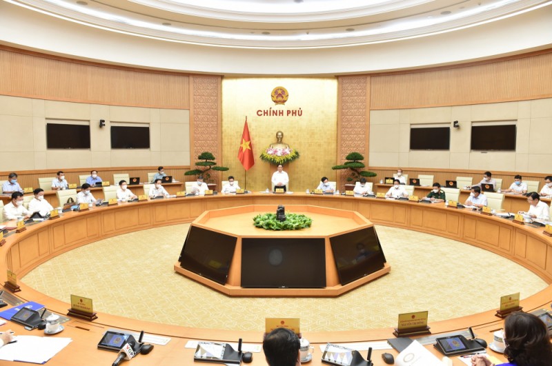 2 kịch bản tăng trưởng kinh tế cho 6 tháng cuối năm