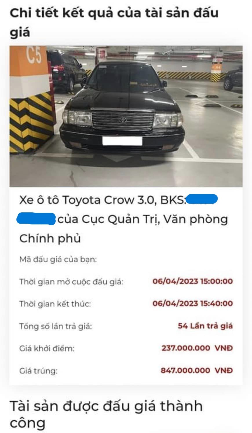 chiec-toyota-crown-duoc-dau-gia-thanh-cong-o-muc-847-trieu-dong-pld-1680969988.jpg