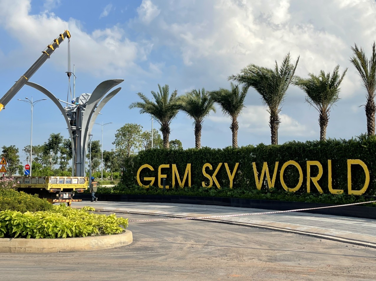 Huy động vốn trái phép, chủ đầu tư dự án Gem Sky World bị xử phạt 900 triệu đồng, yêu cầu trả lại tiền cho khách hàng