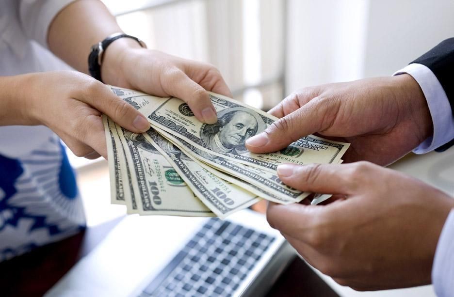 Người nước ngoài chuyển nhượng vốn góp, nộp thuế thế nào?