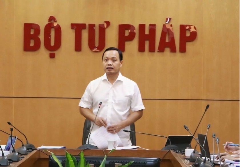 thu-truong-bo-tu-phap-tran-tien-dung-phat-bieu-pld-1726122892.jpg