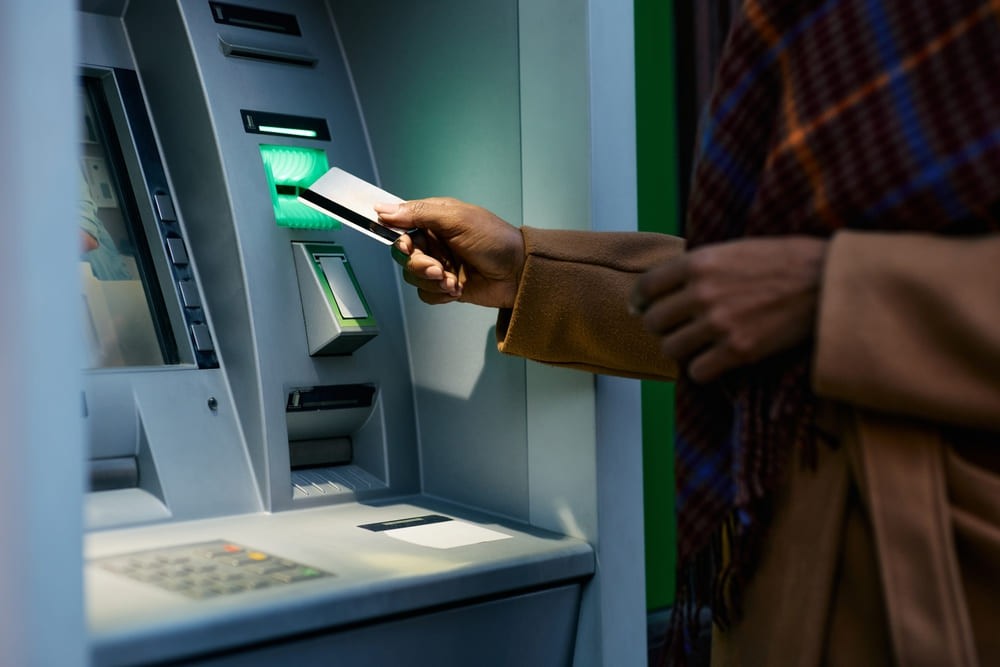 Từ ngày 1/7, chính thức "khai tử" thẻ ATM từ