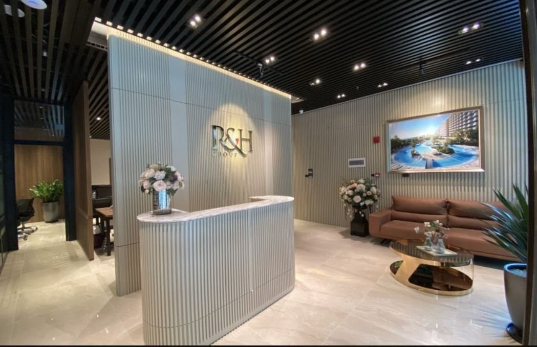 Tập đoàn R&H chậm trả lãi hai lô trái phiếu 5.000 tỷ đồng