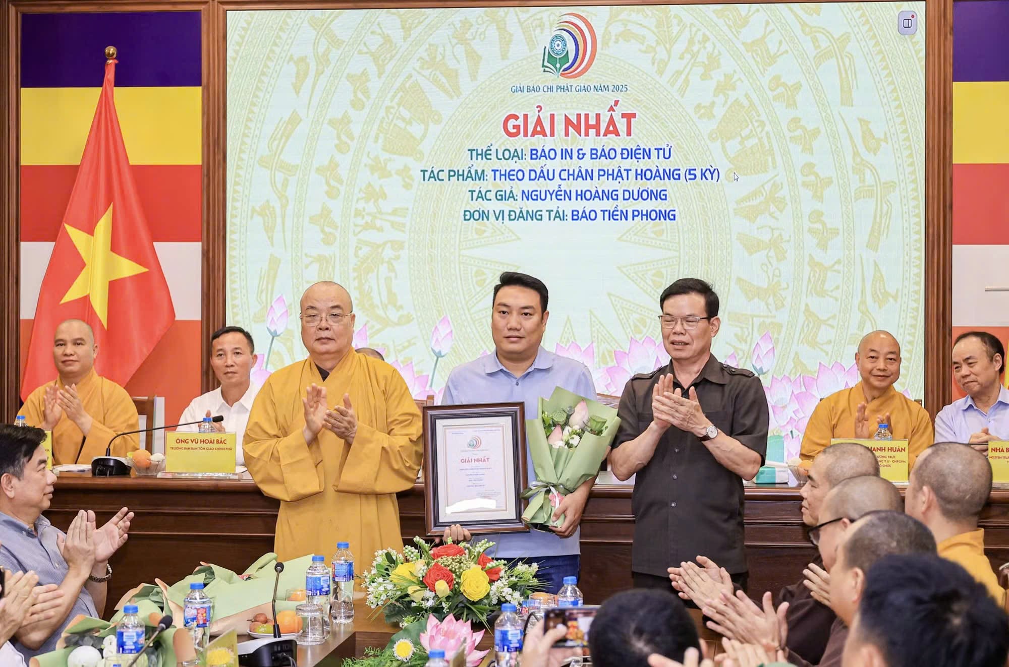bao-chi-phat-giao-pld-1781078793.jpg