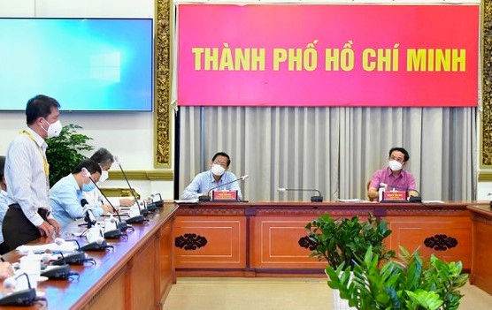 TPHCM “không thể không mở cửa”