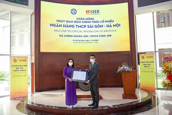 "Vua thanh khoản" SHB chào sàn HOSE