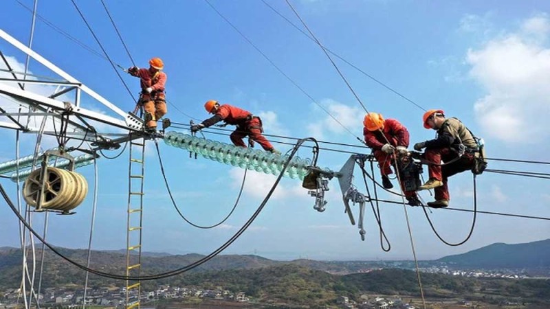 Kinh tế Trung Quốc tăng trưởng chậm lại do cơn khủng hoảng thiếu điện