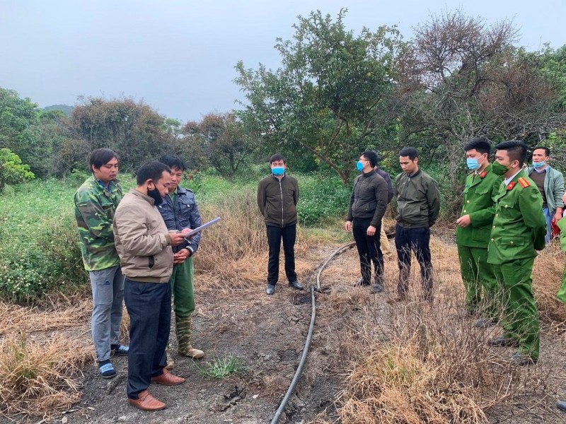 Sơn La: Bắt quả tang 1 cơ sở chăn nuôi lợn lắp đặt đường ống xả thải vào lòng đất