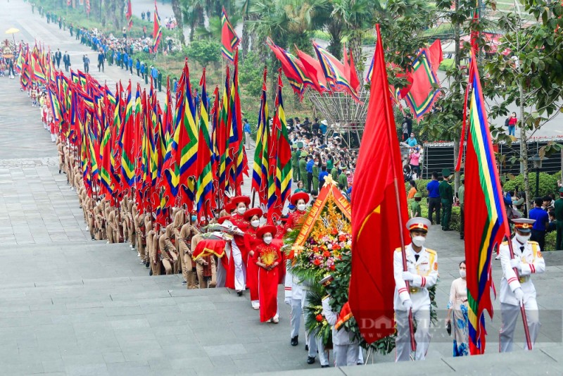 Chủ tịch nước dâng hương Giỗ Tổ Hùng Vương