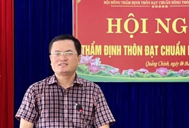 Bắt 2 Phó Chủ tịch huyện