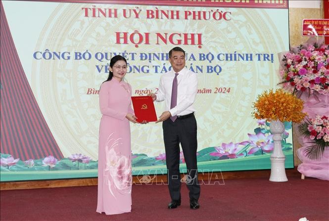 Đồng chí Tôn Ngọc Hạnh được điều động, chỉ định giữ chức Bí thư Tỉnh ủy Bình Phước