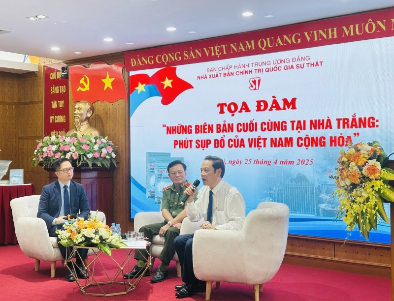 Giới thiệu Cuốn sách 'Những biên bản cuối cùng tại Nhà Trắng: Phút sụp đổ của Việt Nam Cộng hòa'