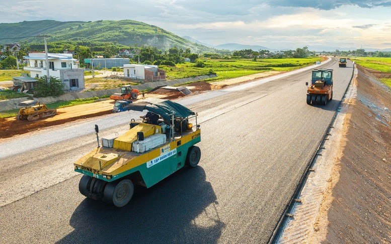 Tập trung chỉ đạo đẩy mạnh phân bổ, giải ngân vốn đầu tư công