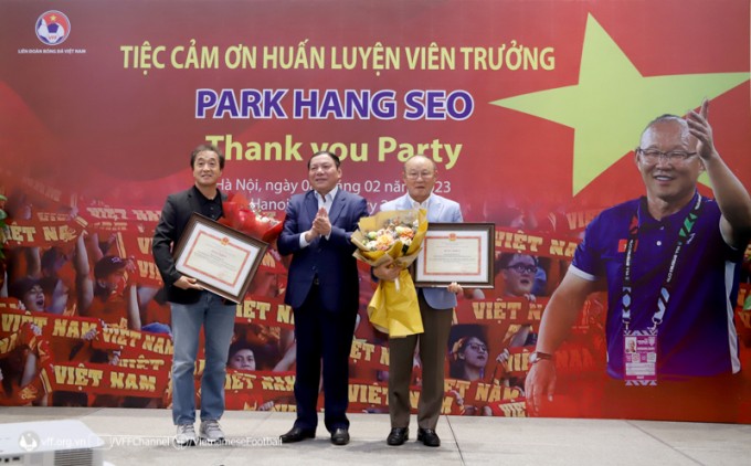 HLV Park Hang Seo nhận vinh dự cuối cùng trước khi rời Việt Nam