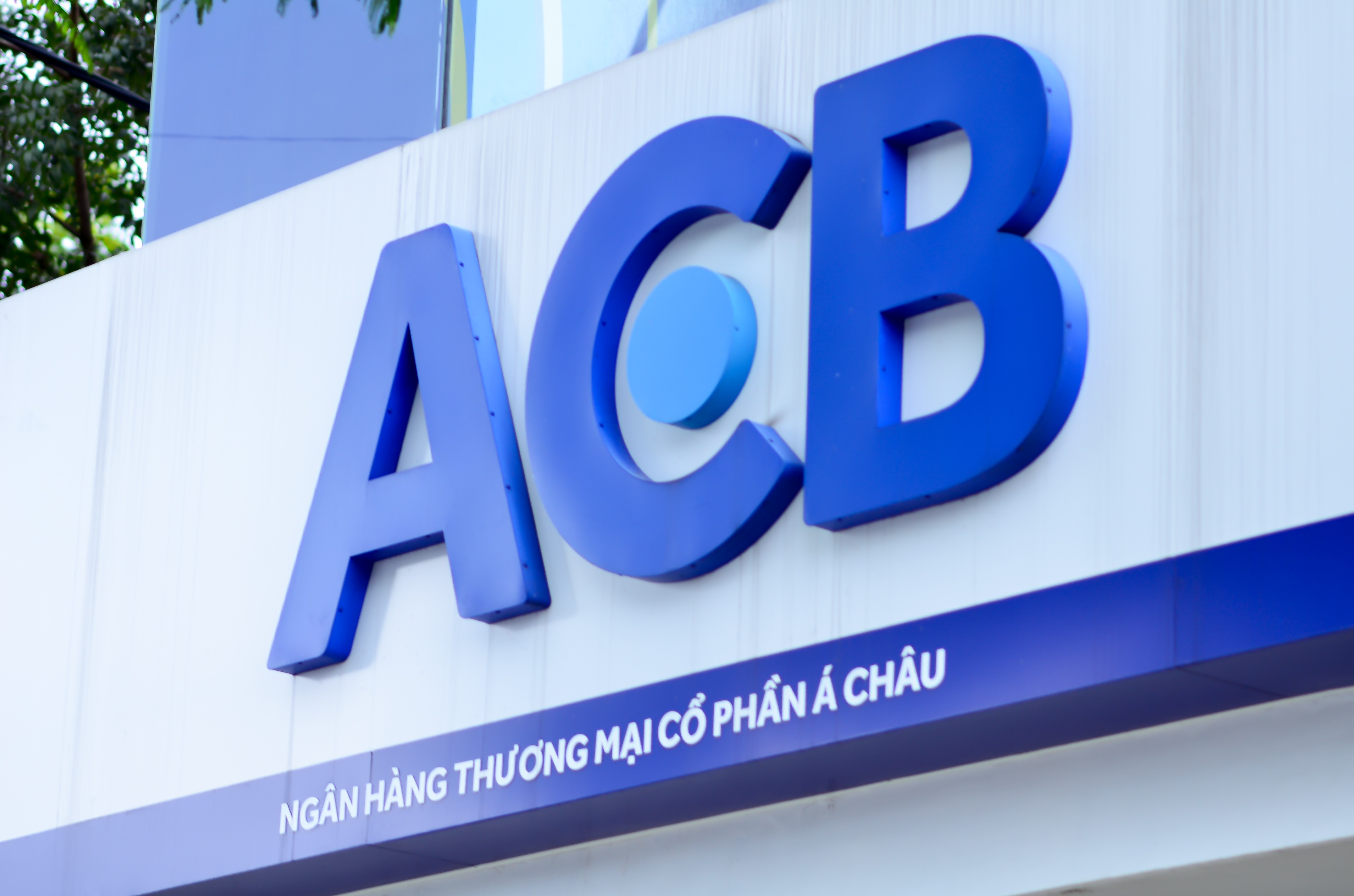 Ngân hàng ACB của ông Trần Hùng Huy dự chi 10.000 tỷ mua lại trái phiếu trước hạn