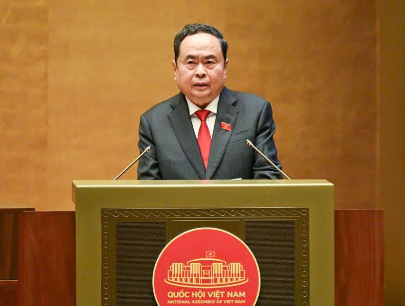 Trách nhiệm đặt lên vai Quốc hội và từng đại biểu Quốc hội là hết sức nặng nề nhưng cũng vô cùng vẻ vang