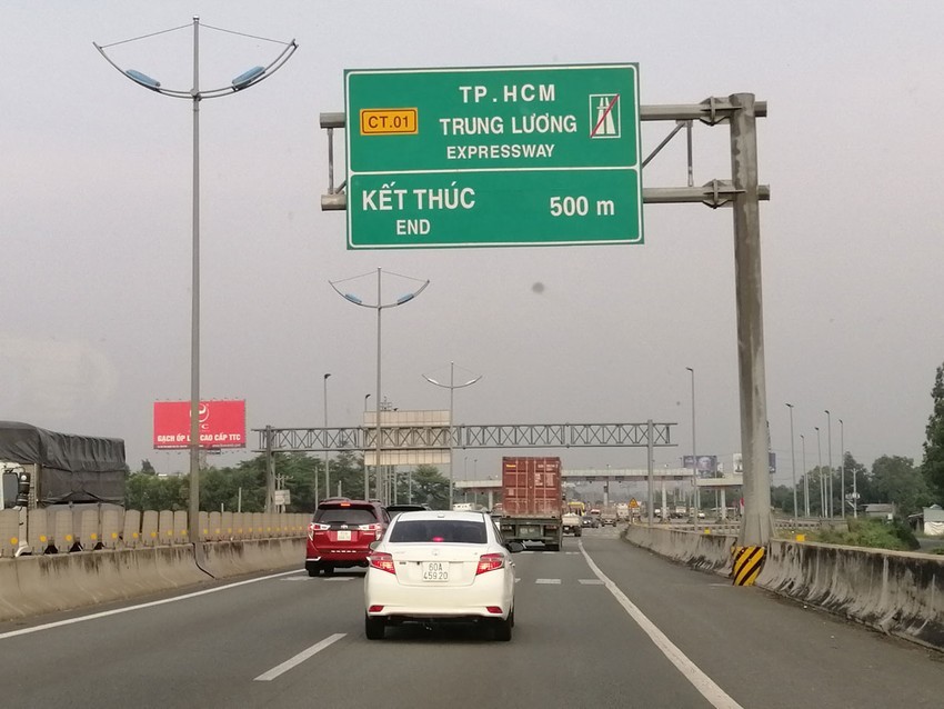 Cao tốc TP.HCM- Trung Lương quá tải, 3 nhà đầu tư đề xuất mở rộng