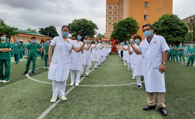 Các tập đoàn, doanh nghiệp trên cả nước ủng hộ Quỹ vaccine phòng COVID-19