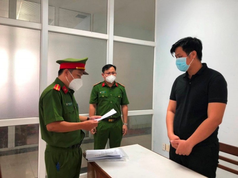 Nhân viên ngân hàng làm khống hồ sơ, chiếm đoạt khoản vay 1,2 tỉ đồng của khách hàng