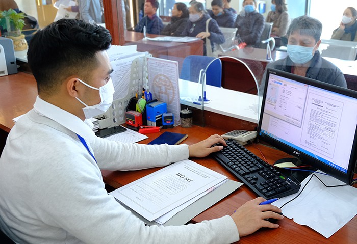 Đổi mới cơ chế quản lý tài chính, thu nhập gắn với đặc thù của cơ quan quản lý hành chính Nhà nước