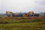 Khi thu hồi đất, có cần toàn bộ thành viên hộ gia đình ký giấy tờ?