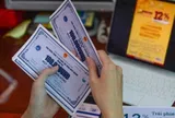 Một doanh nghiệp bất động sản vừa huy động được 2.000 tỷ đồng từ trái phiếu, lãi suất tới 12,5%/năm