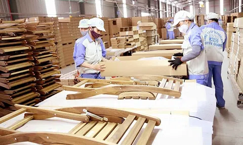 6 tháng đầu năm 2021, xuất khẩu ước đạt 158,35 tỷ USD