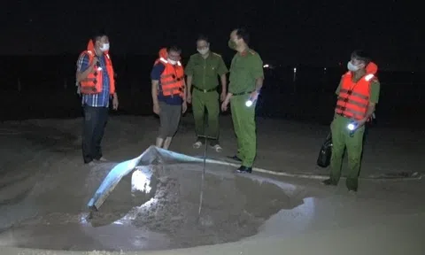 Hà Nam: Cảnh sát môi trường phát hiện vụ khai thác cát trái phép khối lượng lớn