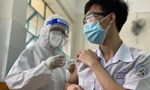 Vaccine COVID-19 cho trẻ em: Nên hay không?
