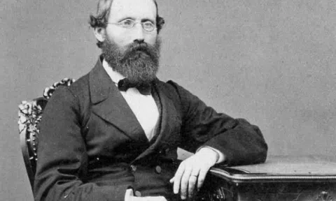 Bernhard Riemann: Người xây nền tảng hình học về không gian cong