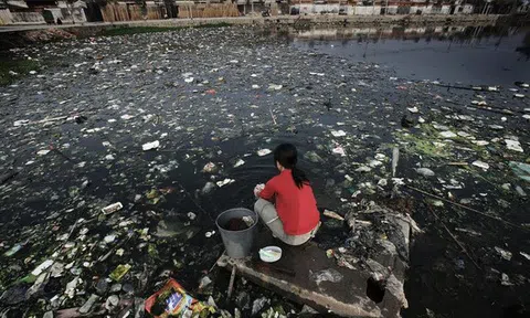 Hơn một nửa số thôn, xã không có hệ thống thoát nước thải sinh hoạt chung