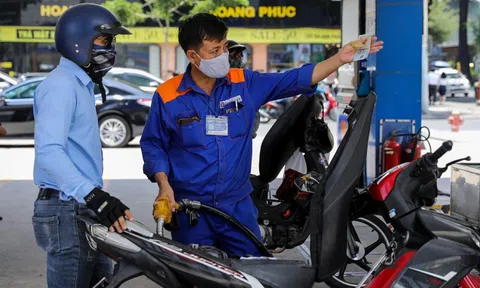 Giải nút thắt chuyển đổi nhiên liệu trên xe máy