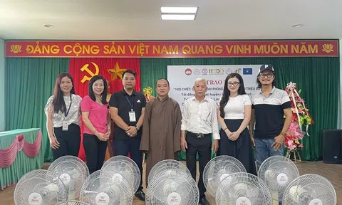 Thăm hỏi và trao tặng 1000 suất quà trị giá 600 triệu đồng tại Quảng Trị