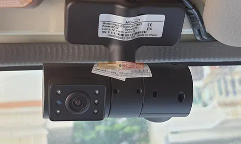 Xe ô tô kinh doanh vận tải phải lắp camera hành trình mới được cấp phù hiệu, biển hiệu