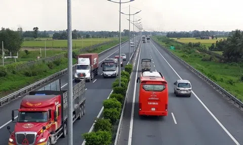 Đề xuất mở rộng cao tốc TP.HCM – Trung Lương lên 8 làn xe