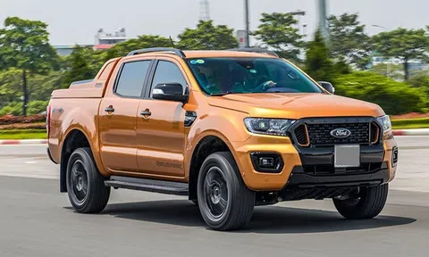 Gần 1.500 xe Ford Ranger phải triệu hồi vì nguy cơ bung kính chắn gió