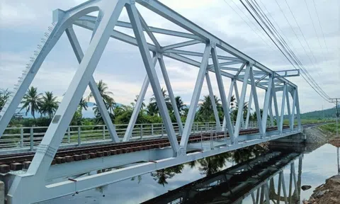 Đầu tư gần 1.200 tỷ đồng nâng cấp đường sắt Vinh - Nha Trang