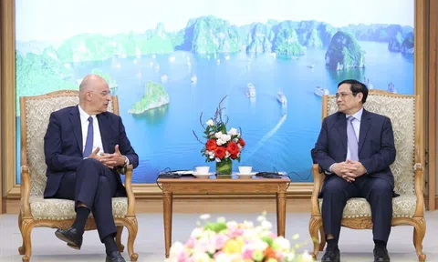 Thủ tướng Phạm Minh Chính tiếp Bộ trưởng Ngoại giao Hy Lạp