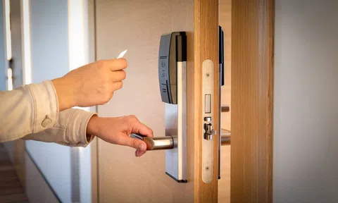 Khóa cửa điện tử thông minh loại nào tốt nhất hiện nay?