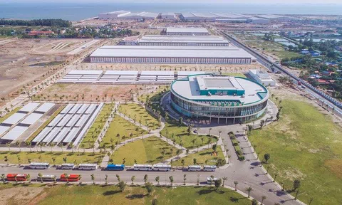 Bàn cách “dọn tổ đón đại bàng” trong thời kỳ biến động