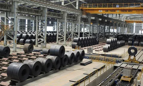 Giá nguyên liệu sản xuất thép tiếp tục giảm sâu