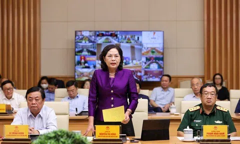 Ngân hàng Nhà nước áp lực vì doanh nghiệp muốn giảm lãi suất, nhưng người gửi tiền cũng cần mức lãi phù hợp