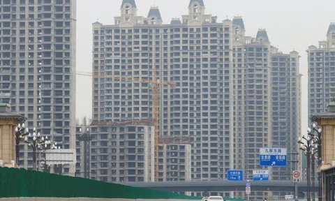 Các quỹ đầu tư châu Á thiệt hại nặng vì bất động sản Trung Quốc