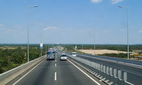Nghiên cứu đầu tư dự án xây dựng đường cao tốc TP.HCM – Mộc Bài theo phương thức PPP