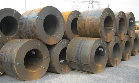 Ngân hàng rao bán hàng nghìn tấn sắt thép “lưu kho” cao hơn giá thị trường