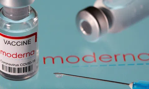 Moderna cáo buộc Pfizer sao chép công nghệ vaccine COVID-19