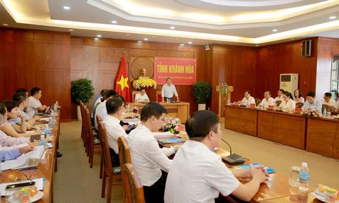 Nhận thức sâu sắc, tầm nhìn dài hạn, dành nguồn lực tương xứng cho văn hóa, xã hội