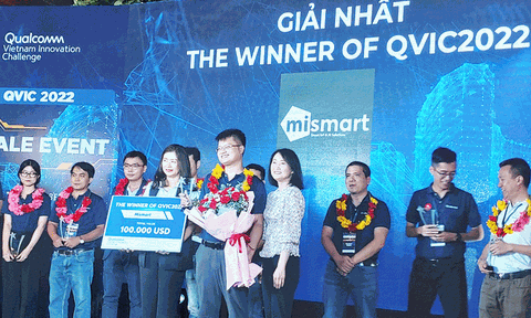 Máy bay không người lái MiSmart giành giải Nhất cuộc thi ĐMST của Qualcomm Việt Nam