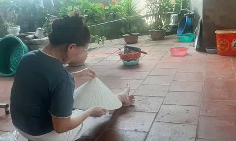Mẹ của Anna Bắc Giang trải lòng sau bê bối của con gái: Phải nghỉ việc vì xấu hổ, bươn trải kiếm tiền để trả nợ thay