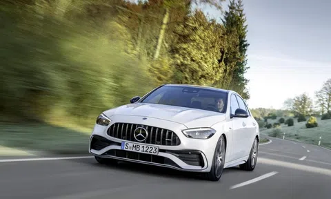 Mercedes-AMG C43 4Matic 2023 sẽ bán chính hãng vào năm sau tại Việt Nam dưới dạng xe lắp ráp trong nước